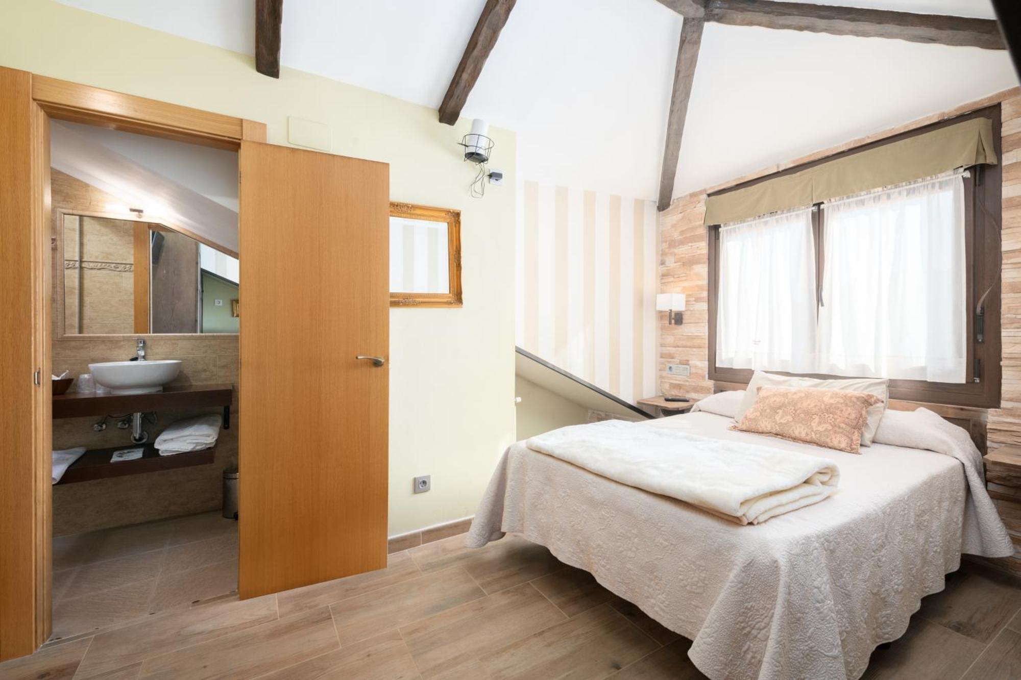 Cimavilla Rooms Gijón Eksteriør bilde